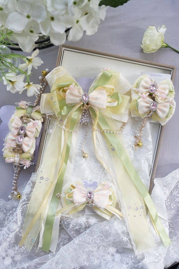 Yellow-green Lolita romance