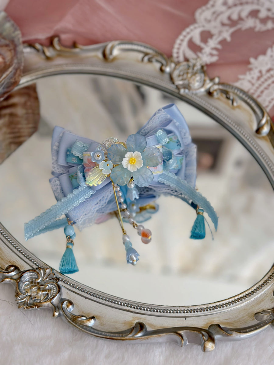 Blue Flower clip (removable)