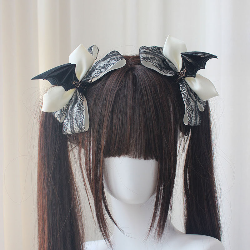 Original design dark and tough girl style devil wings double ponytail hair clip Halloween Lolita girl hair clip